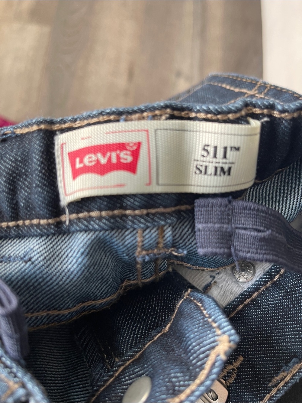 Levi's Boys Dark Wash Blue Denim Jeans - Picture 2 of 7